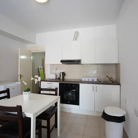 Apartament Tnk Luxury Ajia Napa
